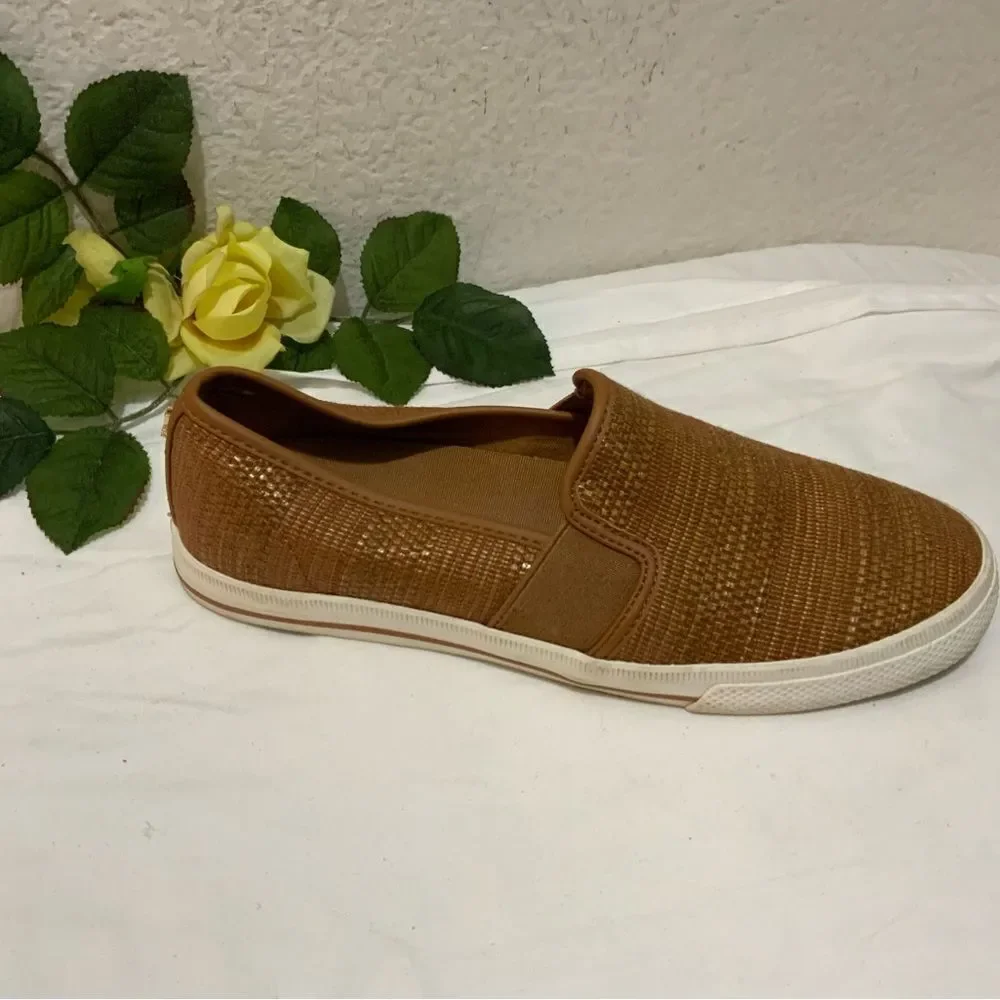 Lauren by Ralph Lauren Jinny Womens Woven Slip-On Sneaker. Tan Cushionin 8 B